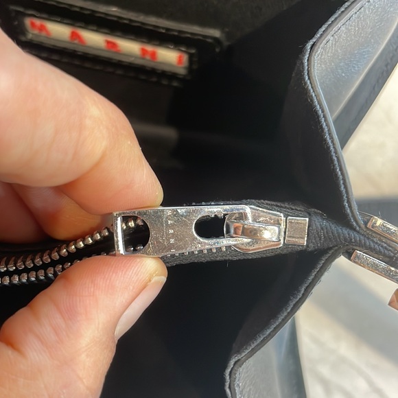 Marni Trunk bag in leather - Picture 16 of 17